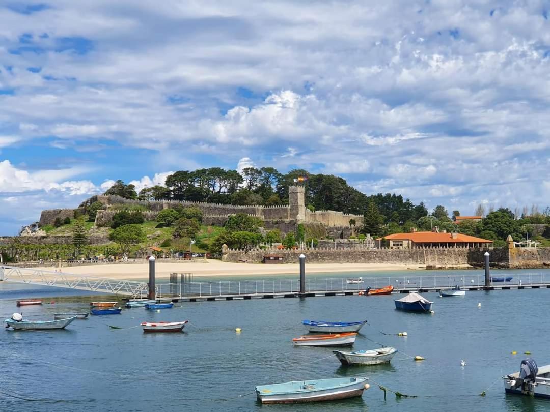 הוילה Vivienda En El Casco Historico De באיונה מראה חיצוני תמונה